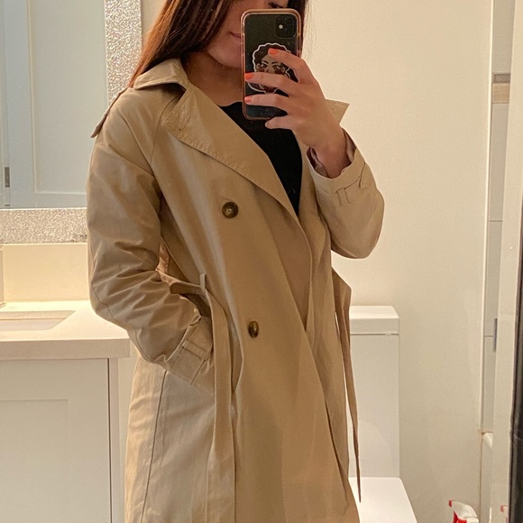 Trench Coat - Picture 1 of 2